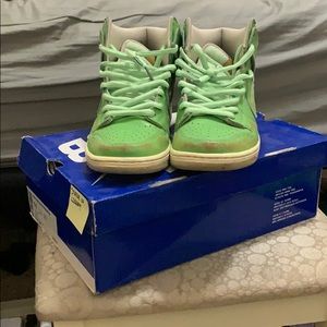 Nike dunk Statue of Liberty